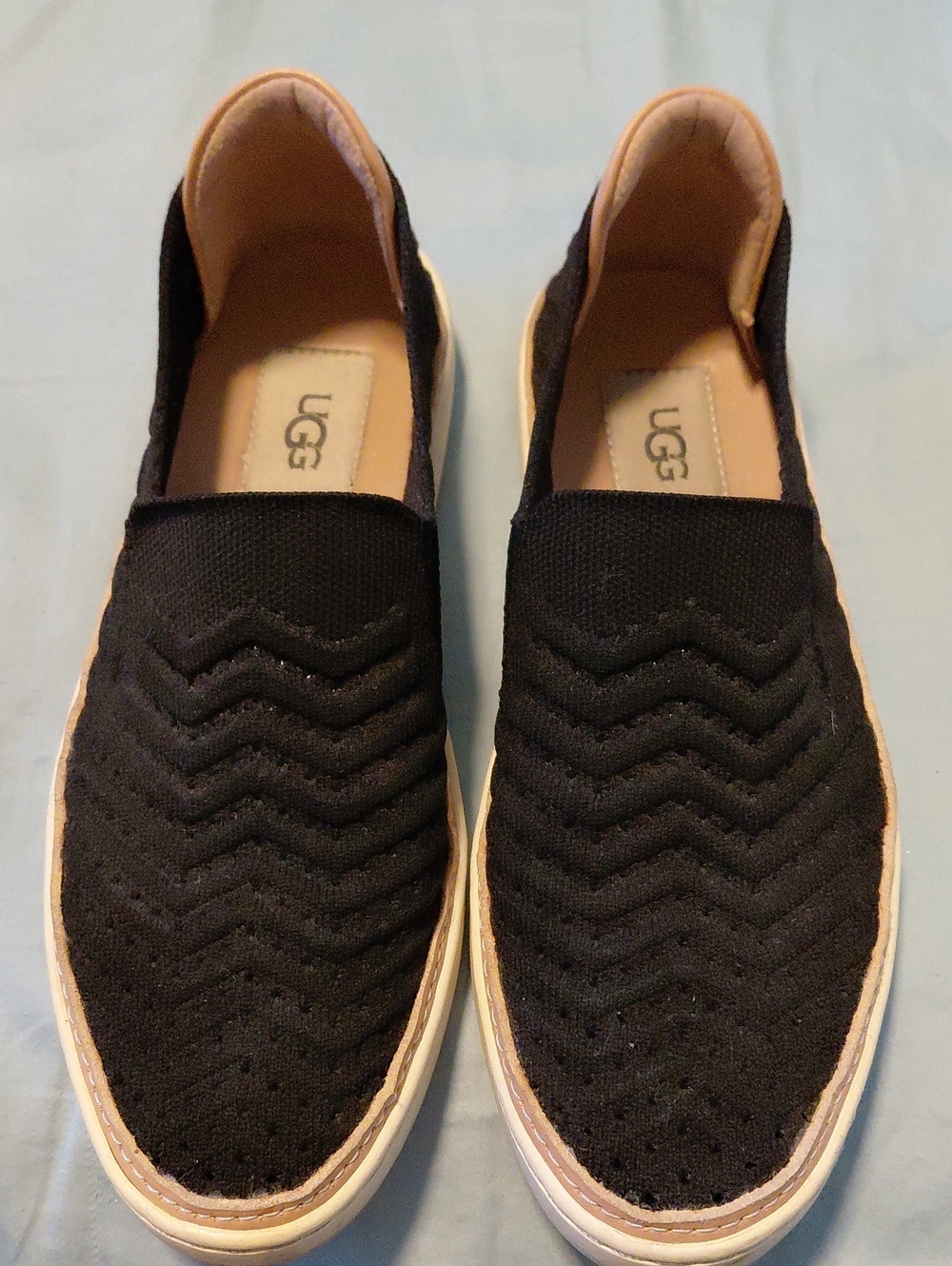 UGG Sammy Chevron Women's Black Knit Slip-On Loafer Sneakers 🤎